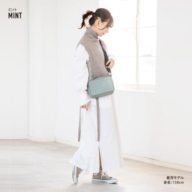 ショルダーバッグ