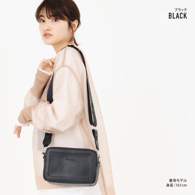 ショルダーバッグ