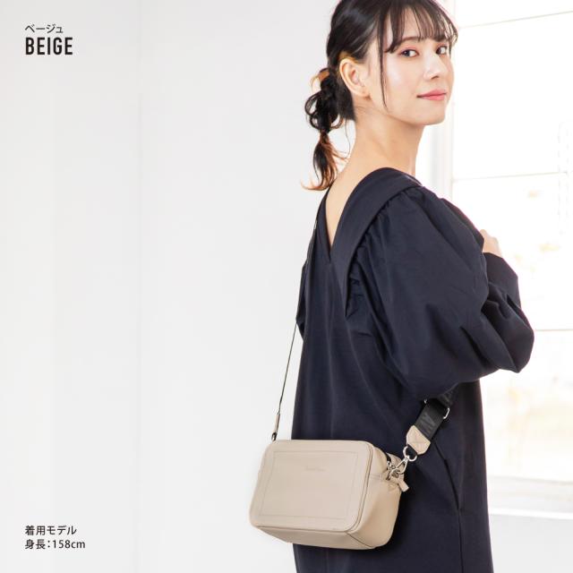 ショルダーバッグ