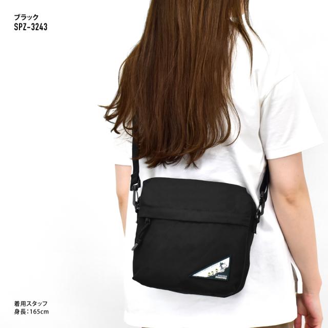 ショルダーバッグ