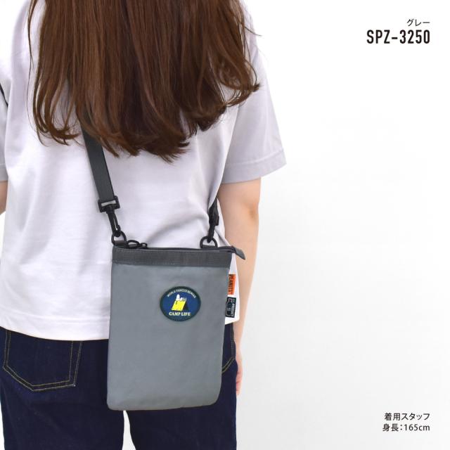 ショルダーバッグ