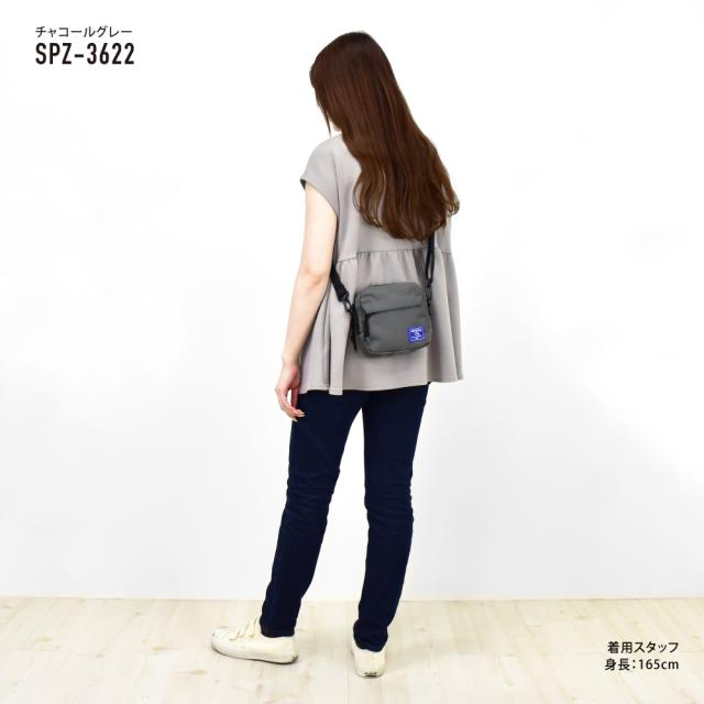 ショルダーバッグ