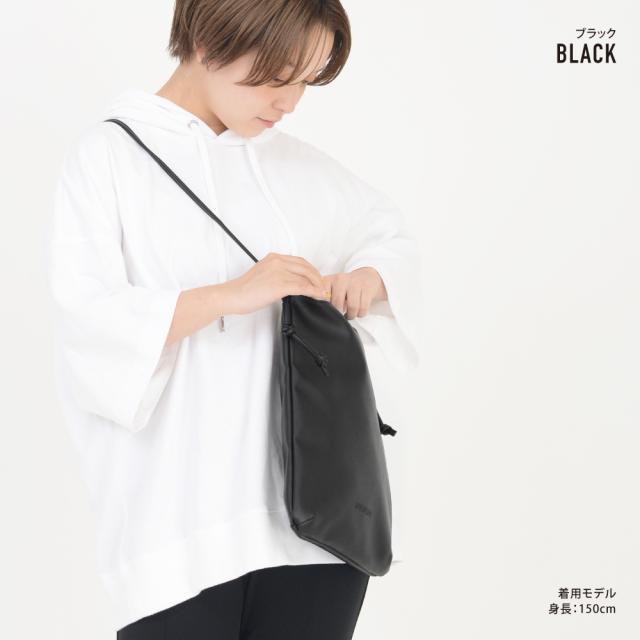 ショルダーバッグ