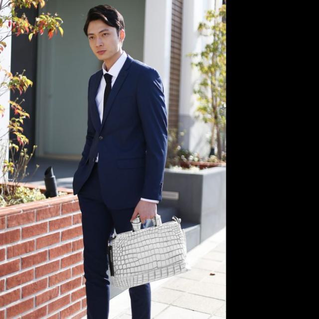 クロコダイル ハンドバッグ マット 加工 目地染め メンズ