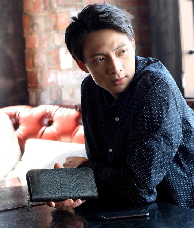 ダイヤモンド パイソン 一枚革 ラウンドファスナー 長財布 メンズ ネイビー