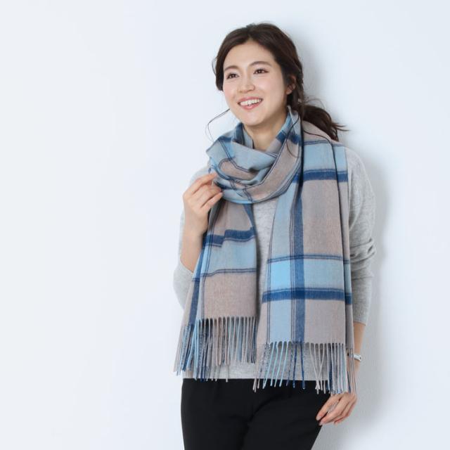 ブルー　チェック柄ストール