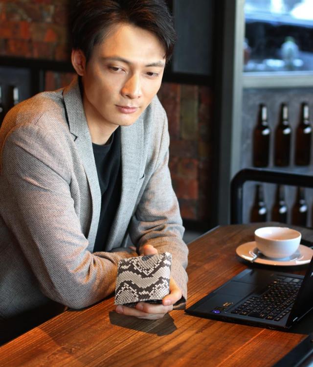 パイソン 折り財布 小銭入れ付き 無双仕立て