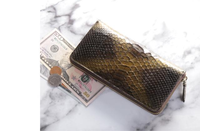 カラフルなダイヤモンドパイソン