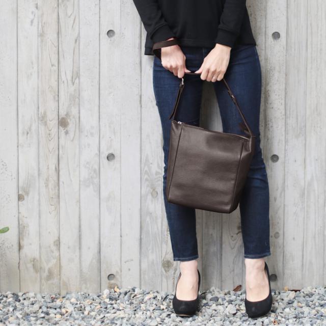 Jamale 撥水 本革 ショルダーバッグ ダークブラウン