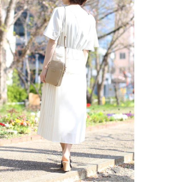 gina clair 本革 ショルダーバッグ ベージュ