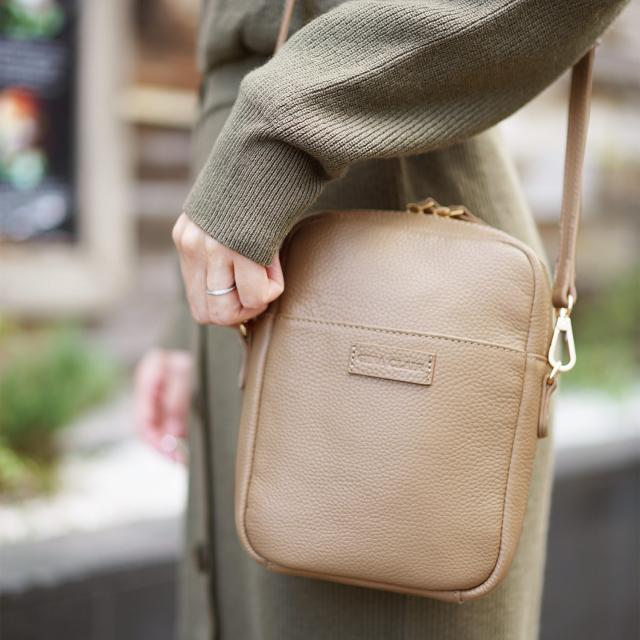 gina clair 本革 ショルダーバッグ ベージュ