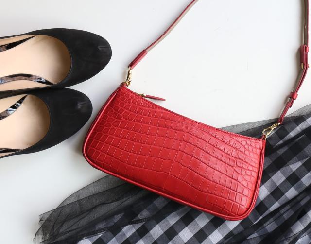 クロコダイル バッグ レディース ライトレッド