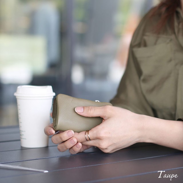 本革 小銭入れ付きキーケース