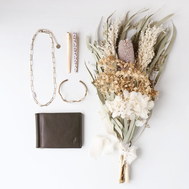 マネークリップ インスタ 映える