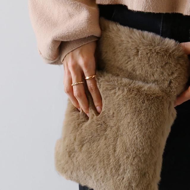 ふわふわ 手触り ファーバッグ ショルダー レディース フェイクファー マテリアル 気持ちいい