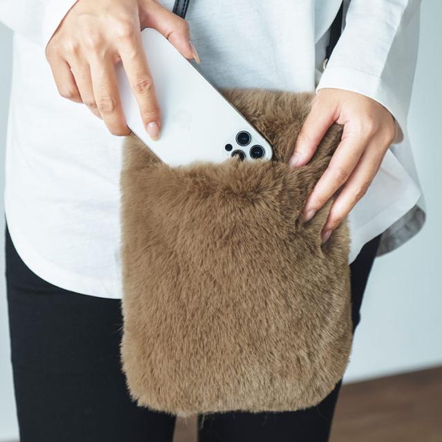 ファーバッグ ショルダー レディース フェイクファー スマホポーチ スマホ ポケット付き