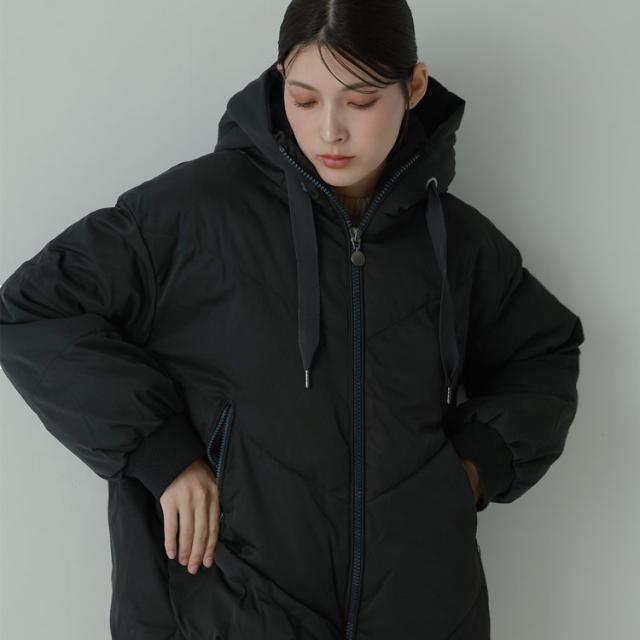 エコダウンコート レディース ミドル丈 オーバーサイズ ブラック ホワイト カーキ ベージュ 大きいサイズ ゆったり 暖かい 防寒 ビックシルエット フード フード付き 寒い日 登山 アウトドア キャンプ