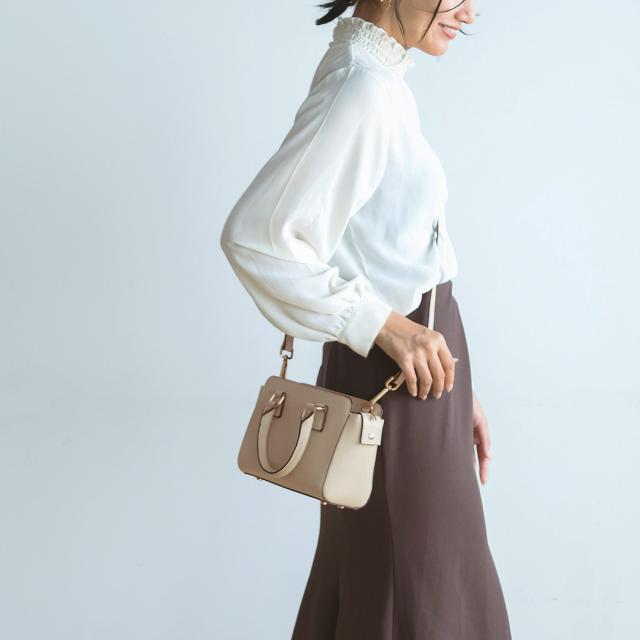 mieno kukka 本革 ショルダーバッグ ミニバッグ ライトベージュ