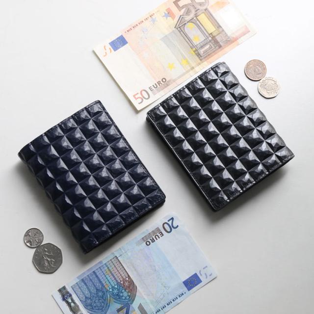 3Dデザイン 牛革 財布 コンパクト財布 2つ折り財布 ミニ財布 立体的 デザイン ダイヤ柄 ダイヤ模様 モード おしゃれ 幾何学