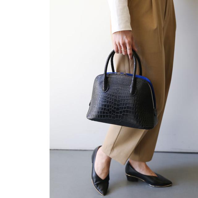 エレガントなクロコダイルバッグ