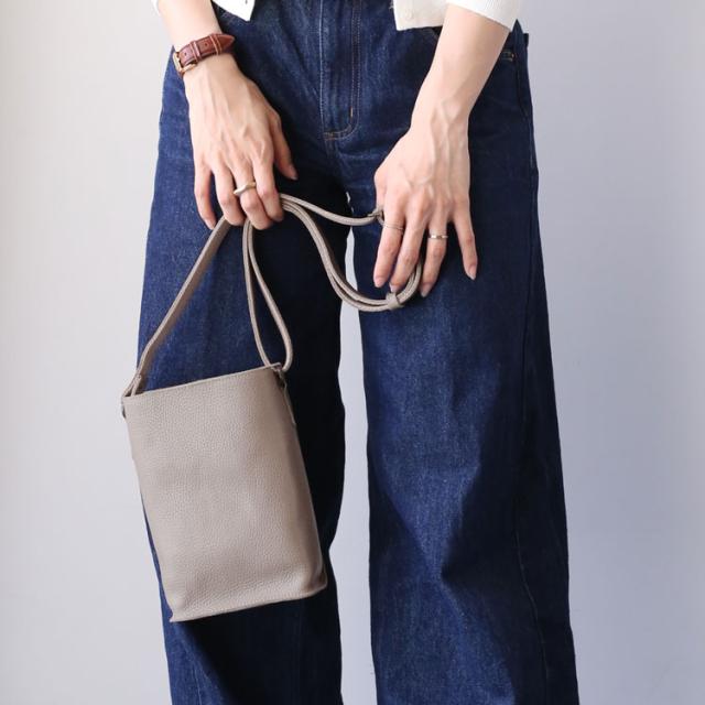 本革 ショルダーバッグ 牛革