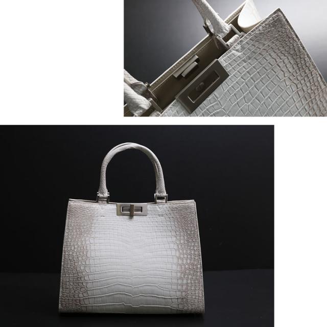 ミディアムサイズのヒマラヤクロコダイルハンドバッグ