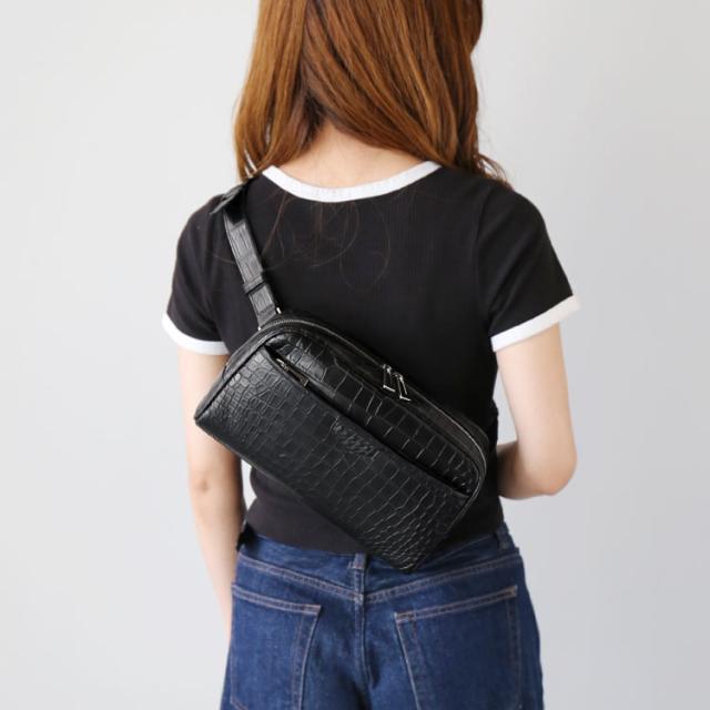 クロコダイル ボディバッグ