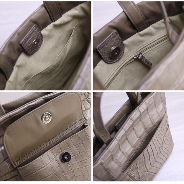 ミニポケットが豊富なハンドバッグ