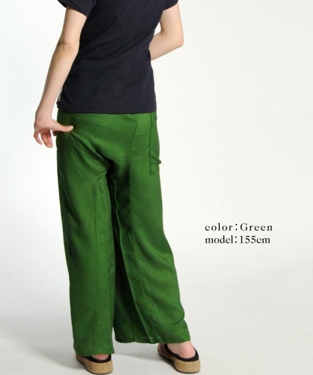 しなやかなラインが美しい。さらさらレーヨンタイパンツ