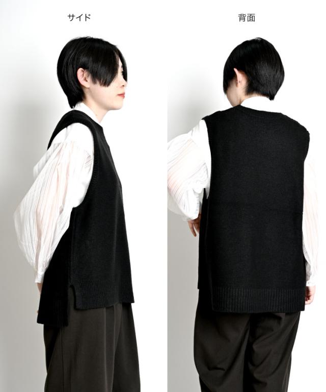 重ねて楽しむ。ガーター編みニットベスト