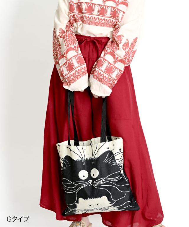 見つけちゃった。うみとねこトートバッグ