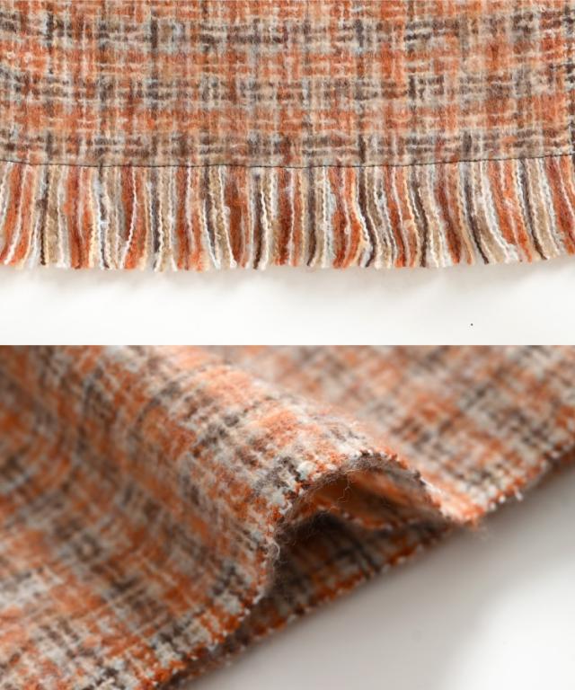 装いに彩りを。ミックスマフラー