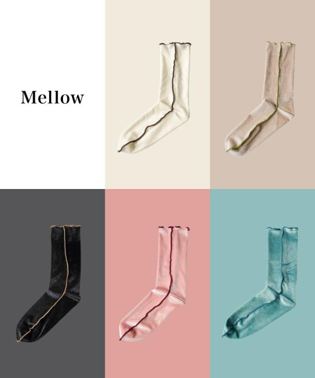 トレンドの足音。ベロアソックス