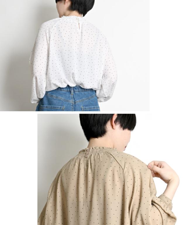 大人の可愛げをON。プリントシャーリングブラウス