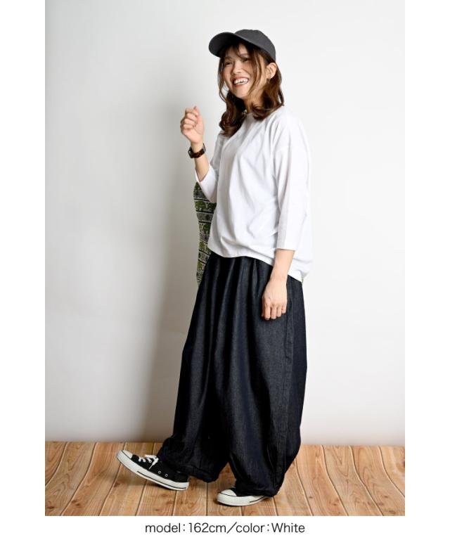 ゆるカワを手放せない。コクーンシルエットプルオーバー