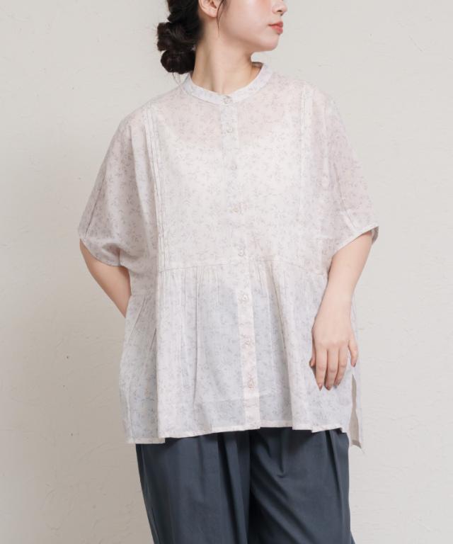 優しい花と過ごす。花柄シャツブラウス