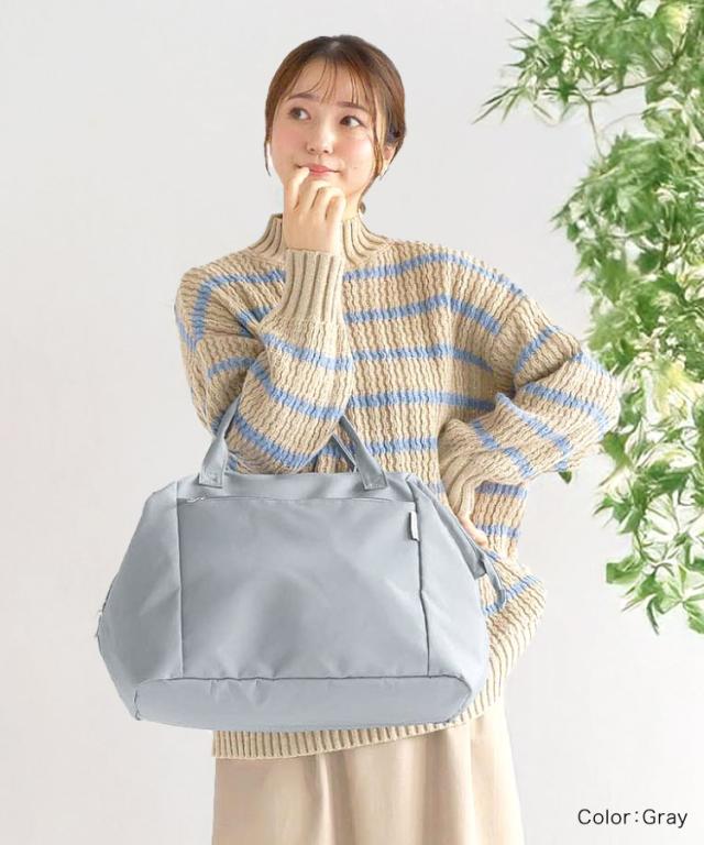 パカッと開いて、サッと取り出す。がまぐちボストンバッグ