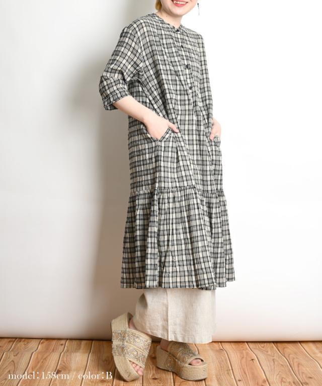 ゆったり、ふんわり、軽やかに。チェック柄五分袖前開き切り替えワンピース