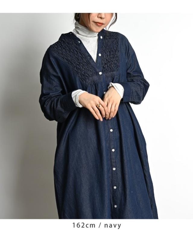 自由でちょうどいいカジュアル。ハンドスモッキングワンピース