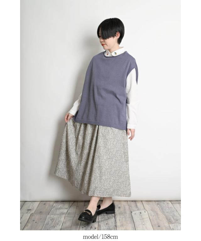 今日の私にそっと花を添えて。フラワープリントギャザースカート