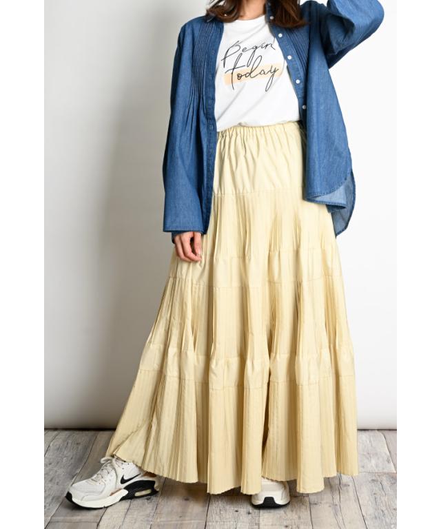 ふわりと贅沢に広がる。プリーツティアードスカート