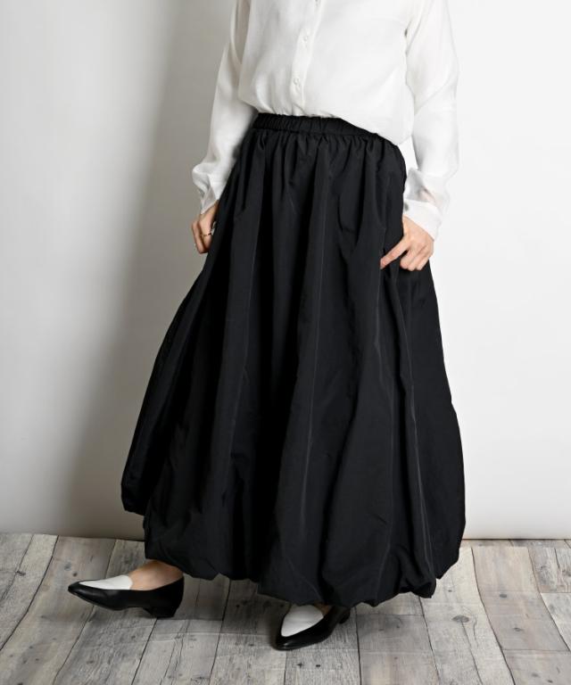 風をつかまえるスカート。ナイロンバルーンスカート