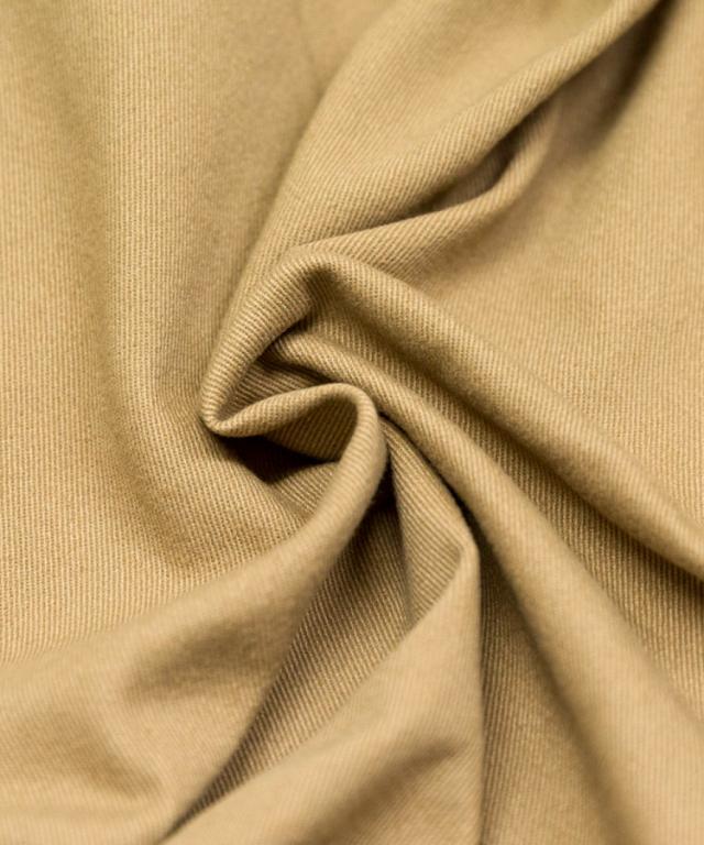 美しさ、まっすぐ。ツイルノーカラージレ