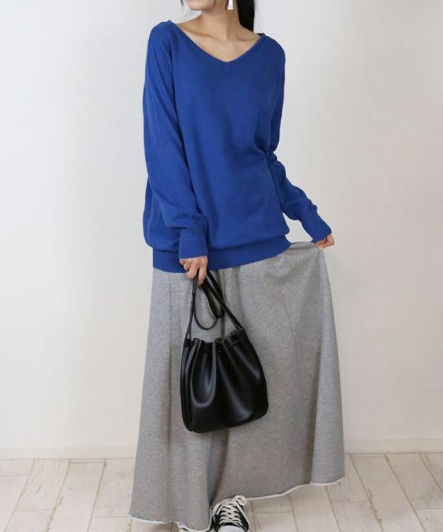 Vネックワイドリブ綿ニット