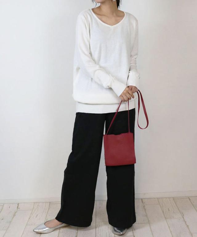 Vネックワイドリブ綿ニット