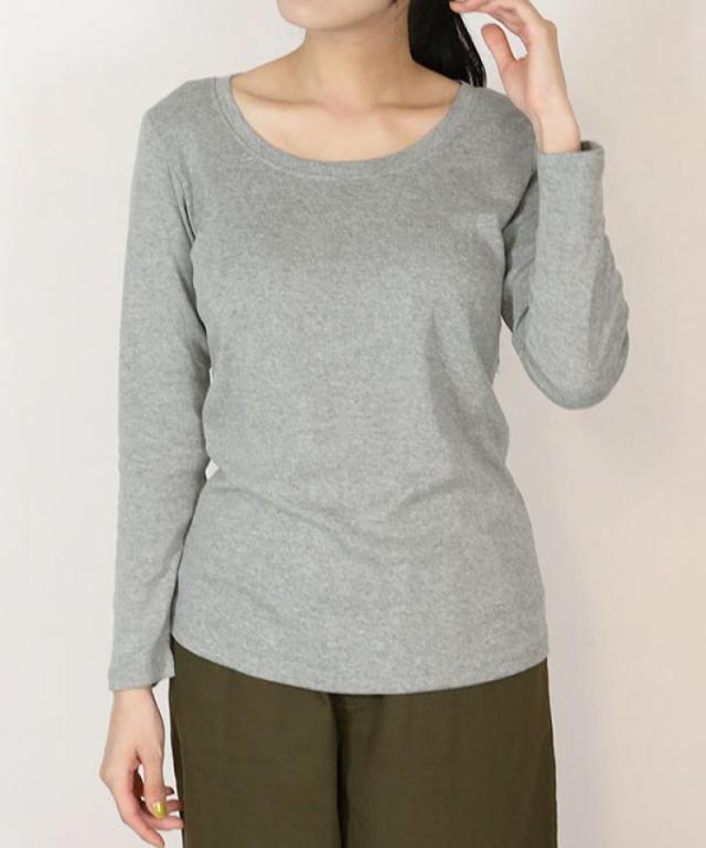 長袖Tシャツ