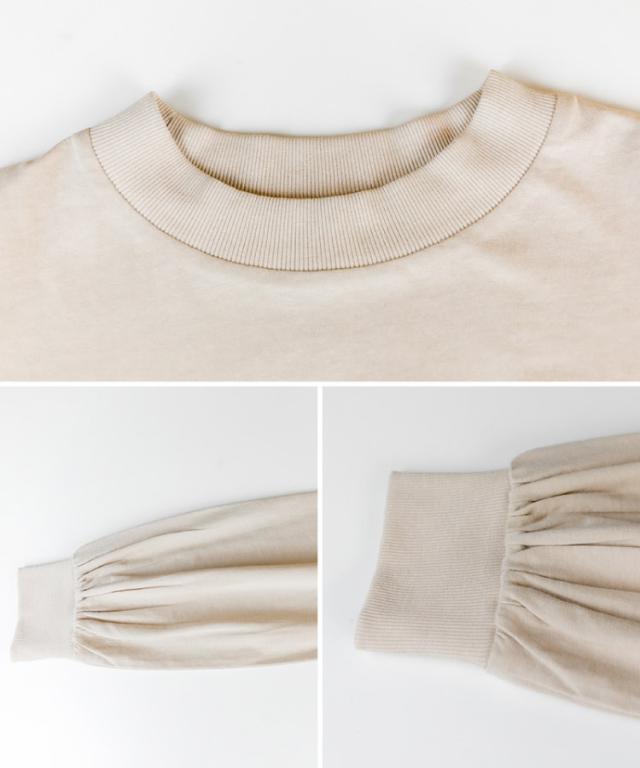 モックネックボリューム袖ロンT親しみやすいシルエット。モックネックボリューム袖ロンT