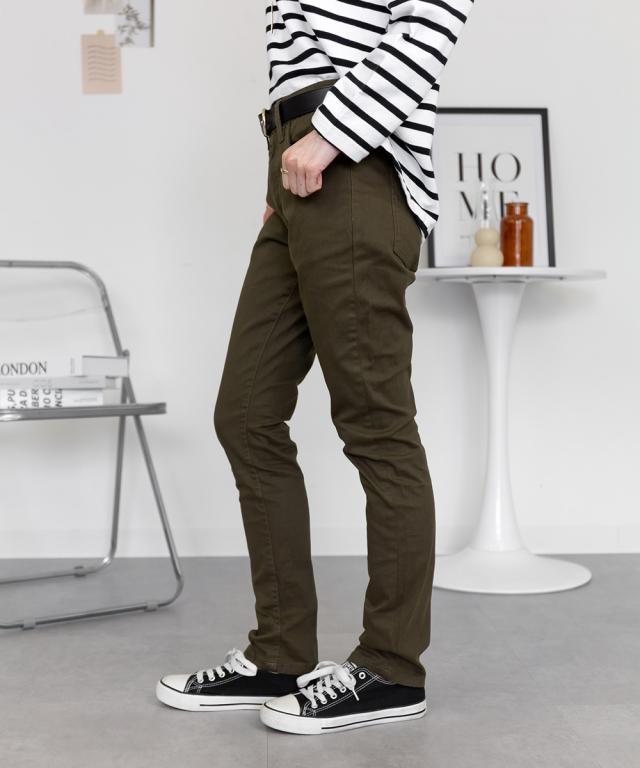 スキニーパンツ