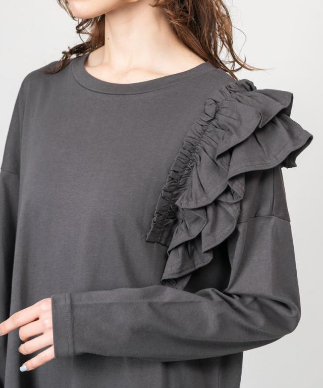 片袖フリルワンピース