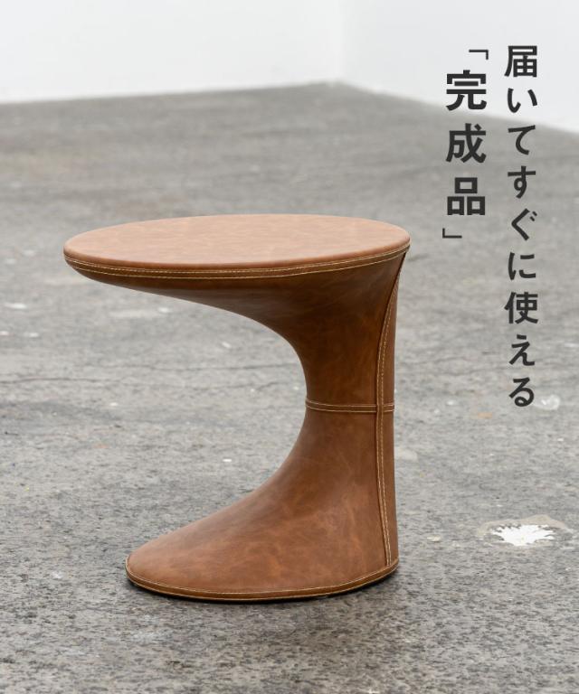 ソファの横が、私だけの特等席になる。サイドテーブル